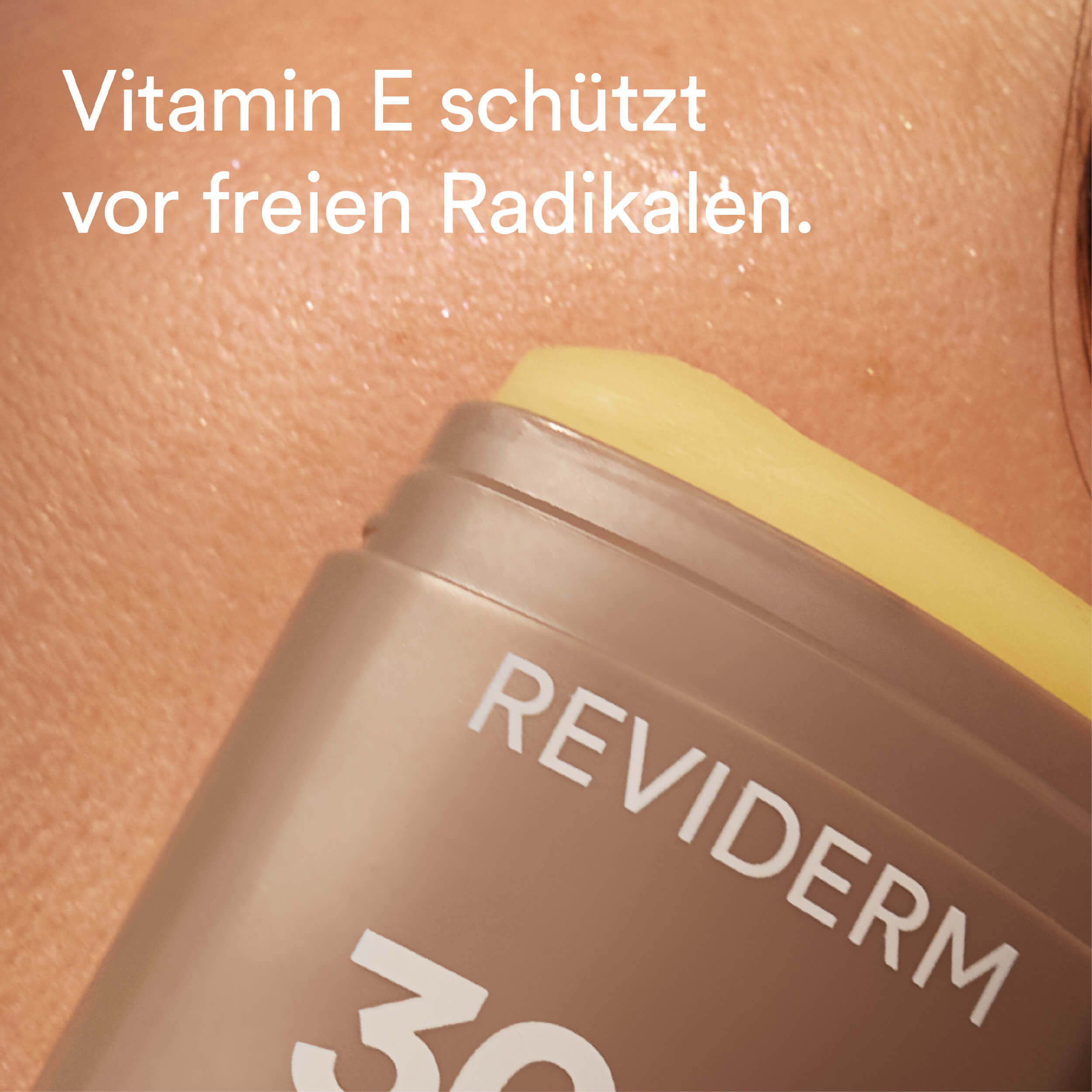 REVIDERM-sun-care-stick-SPF-30-(10g)-1_80113